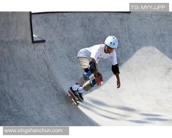 西安滑板队荣登滑板力量排行榜首位展现强大实力与团队精神 西安滑板队荣登滑板力量排行榜首位展现强大实力与团队精神